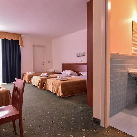 Standard Hotel Udine Pradamano Exterior foto