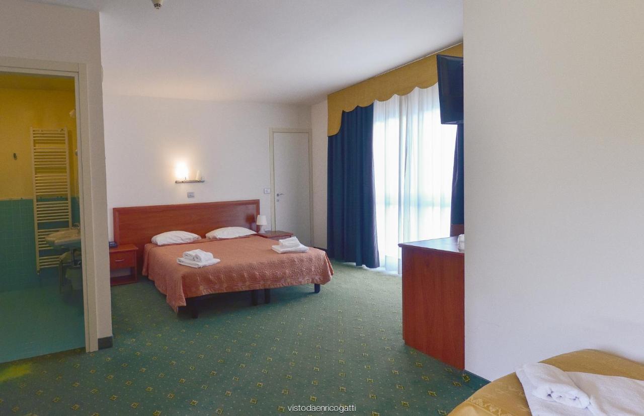 Standard Hotel Udine Pradamano Exterior foto