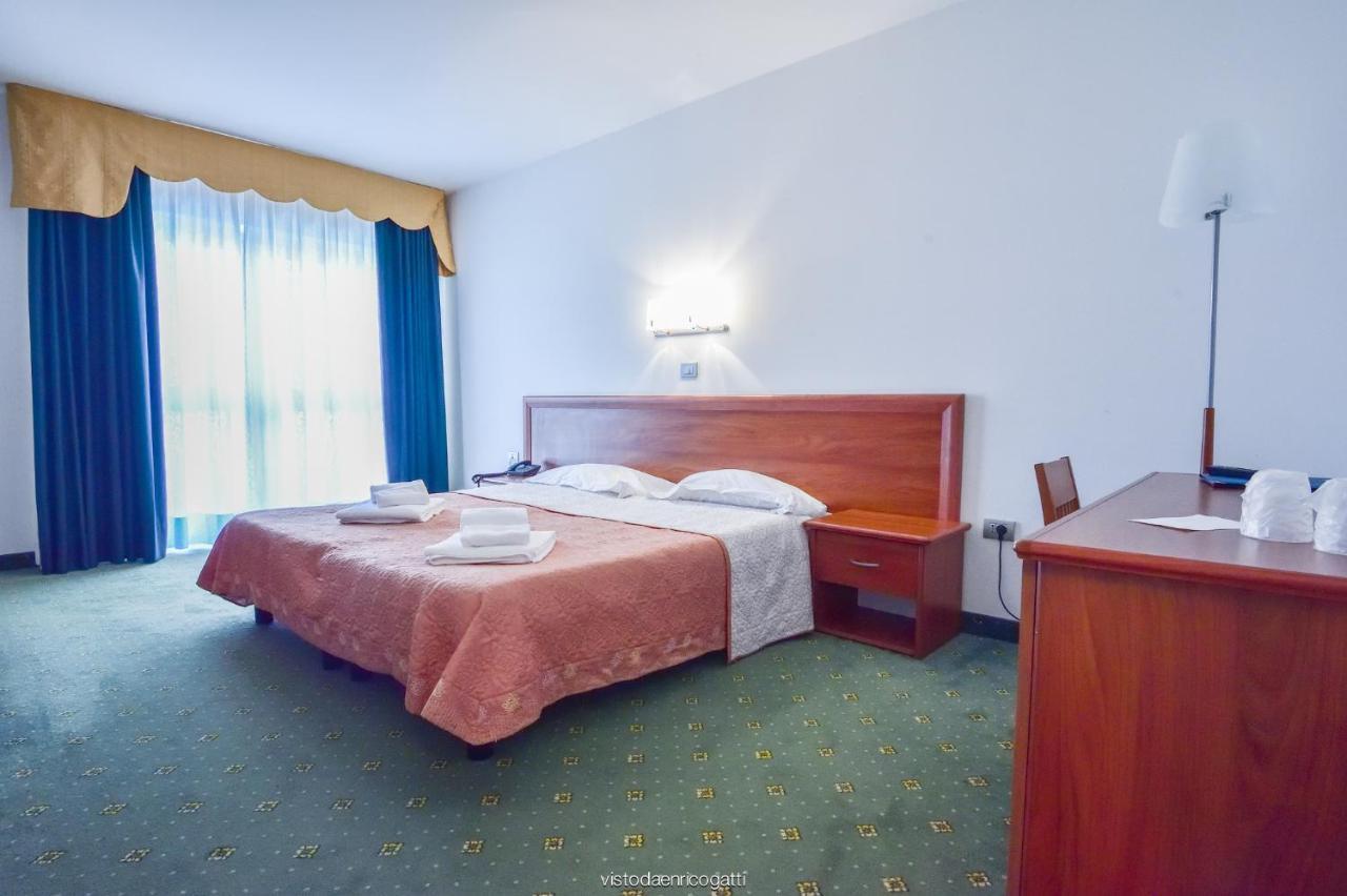 Standard Hotel Udine Pradamano Exterior foto