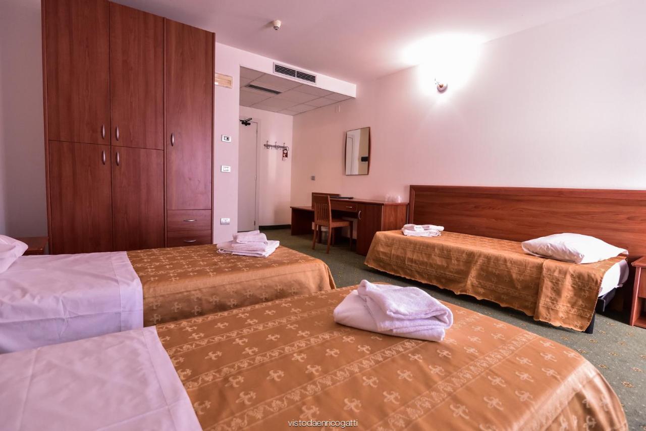 Standard Hotel Udine Pradamano Exterior foto